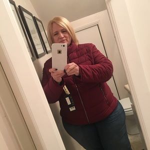 Meet your Posher, Marcia